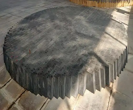 Are there any environmental or safety considerations when using BF Compound Corundum Bricks?